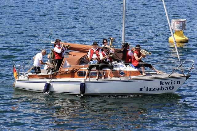 板和助攻方 板和助攻方